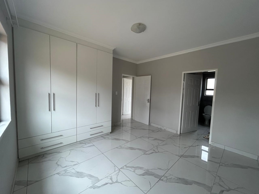3 Bedroom Property for Sale in Dersley Gauteng