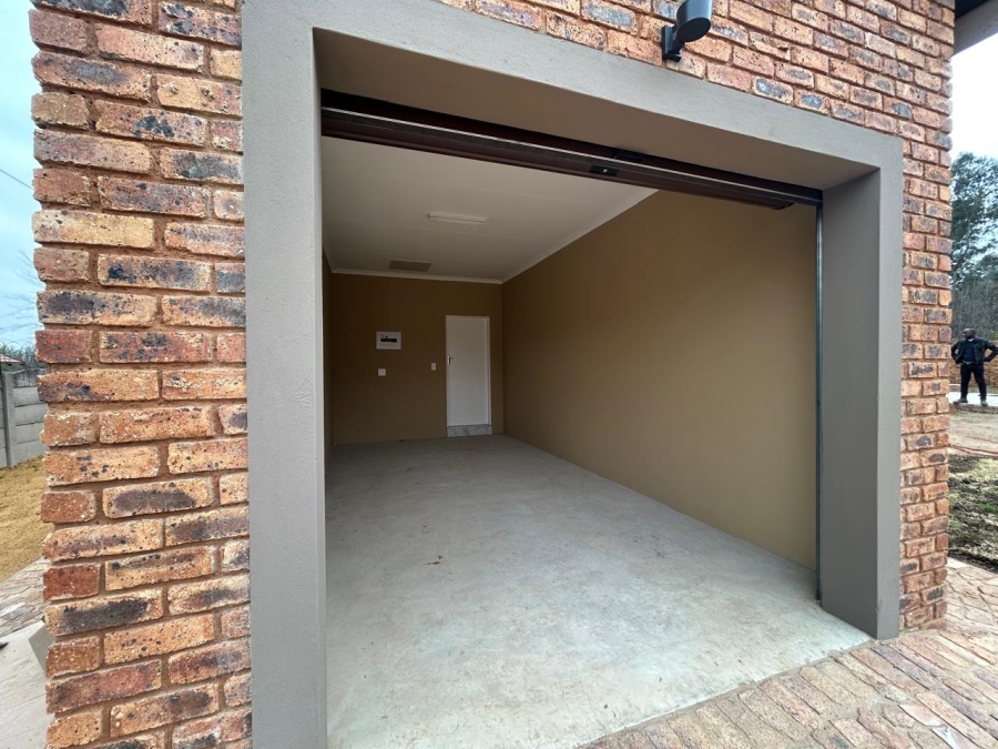 3 Bedroom Property for Sale in Dersley Gauteng
