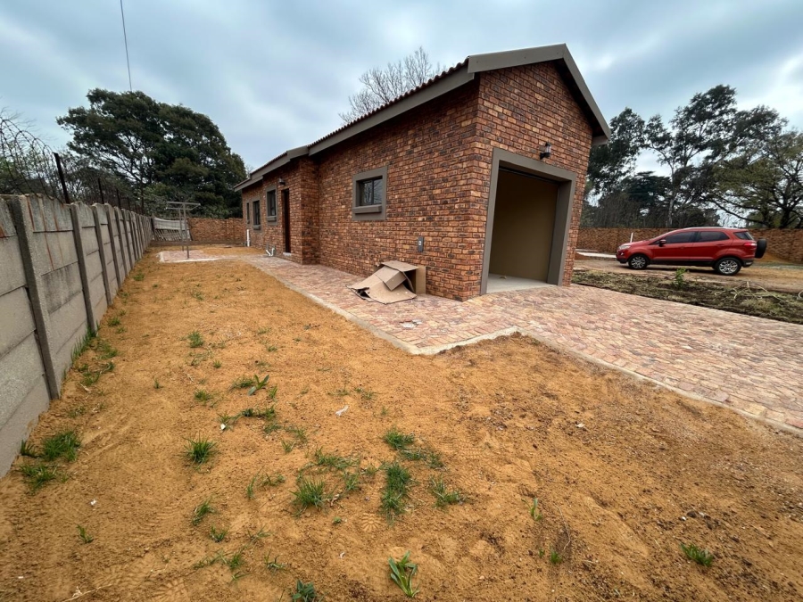 3 Bedroom Property for Sale in Dersley Gauteng