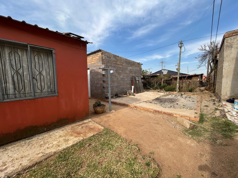3 Bedroom Property for Sale in Duduza Gauteng