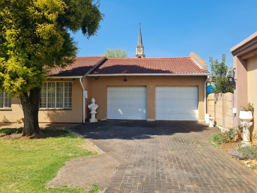 4 Bedroom Property for Sale in Brakpan Central Gauteng