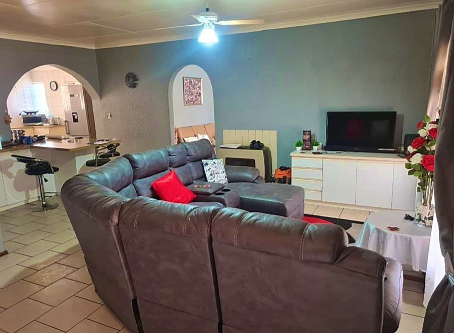 4 Bedroom Property for Sale in Brakpan Central Gauteng