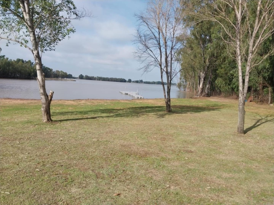 2 Bedroom Property for Sale in Vaal Marina Gauteng