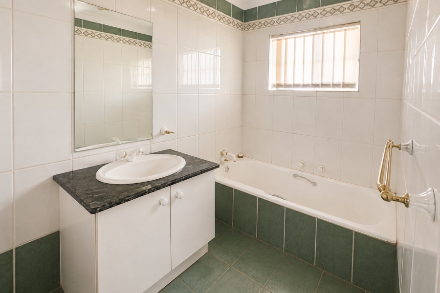 3 Bedroom Property for Sale in Clubview Gauteng