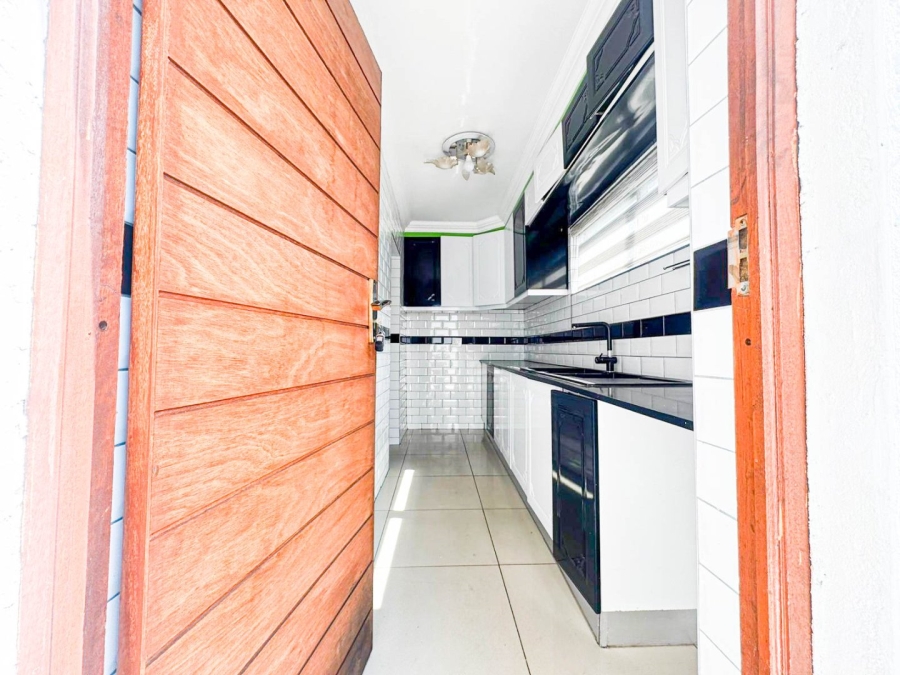 To Let 4 Bedroom Property for Rent in Zambezi Manor Lifestyle Estate Gauteng