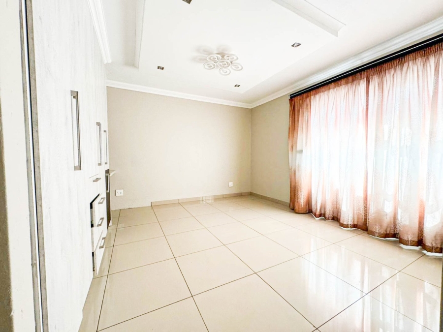 To Let 4 Bedroom Property for Rent in Zambezi Manor Lifestyle Estate Gauteng