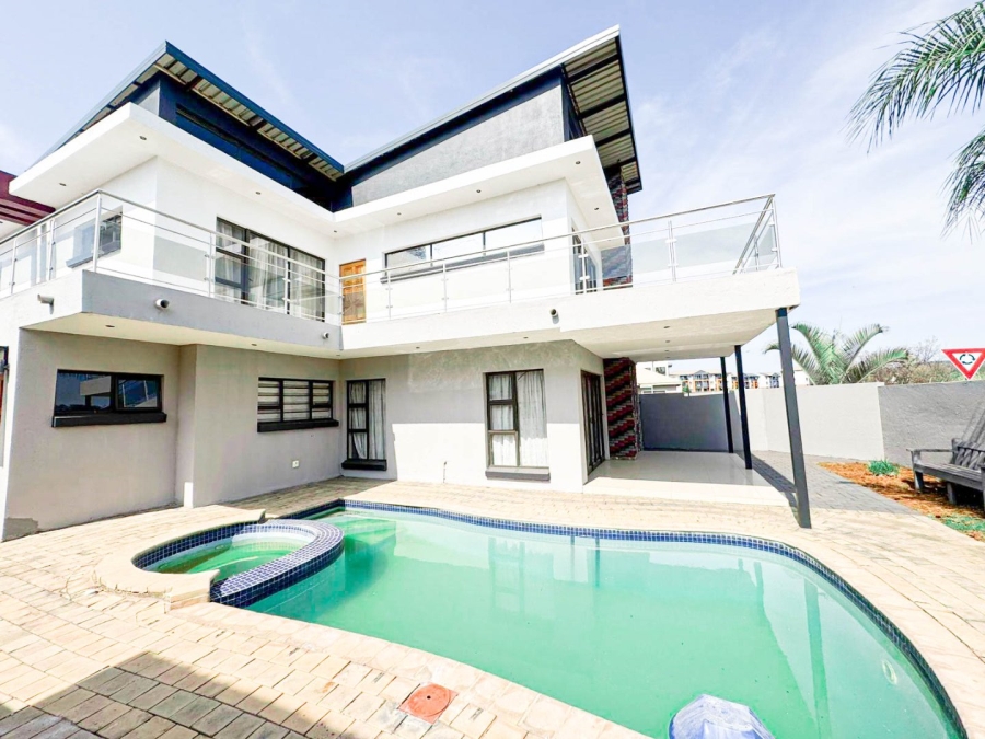 To Let 4 Bedroom Property for Rent in Zambezi Manor Lifestyle Estate Gauteng