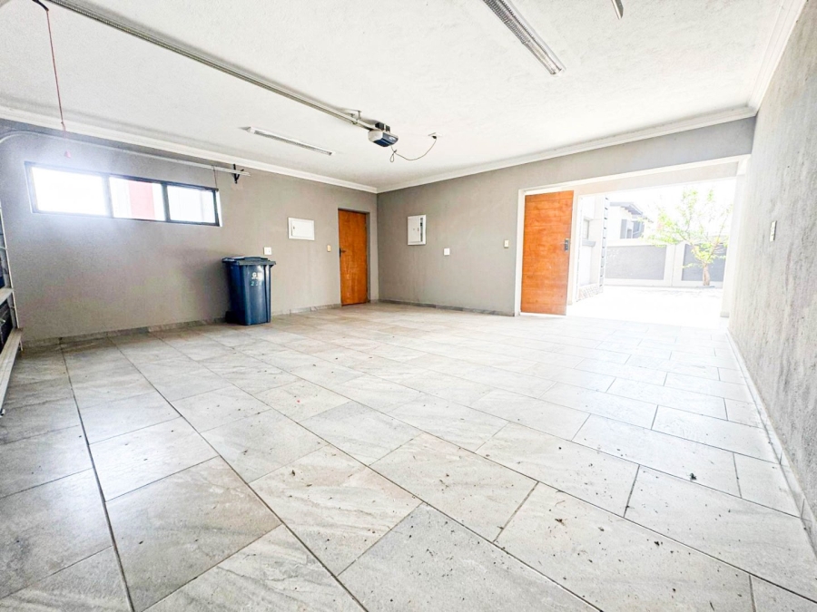 To Let 4 Bedroom Property for Rent in Zambezi Manor Lifestyle Estate Gauteng