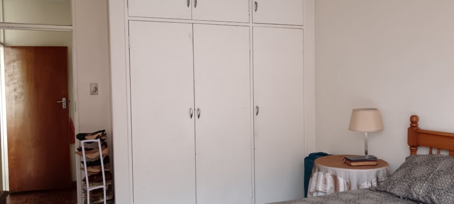 To Let 1 Bedroom Property for Rent in Groenkloof Gauteng