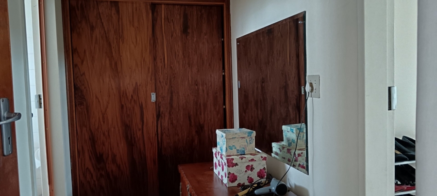 To Let 1 Bedroom Property for Rent in Groenkloof Gauteng