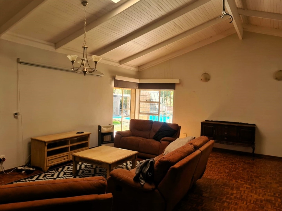 5 Bedroom Property for Sale in Clubview Gauteng