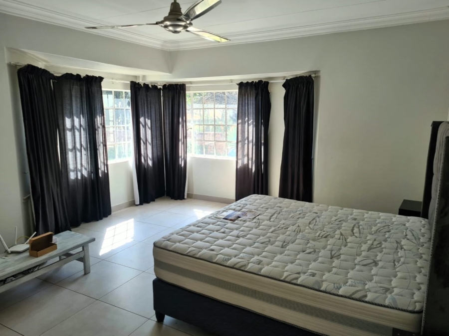 5 Bedroom Property for Sale in Clubview Gauteng