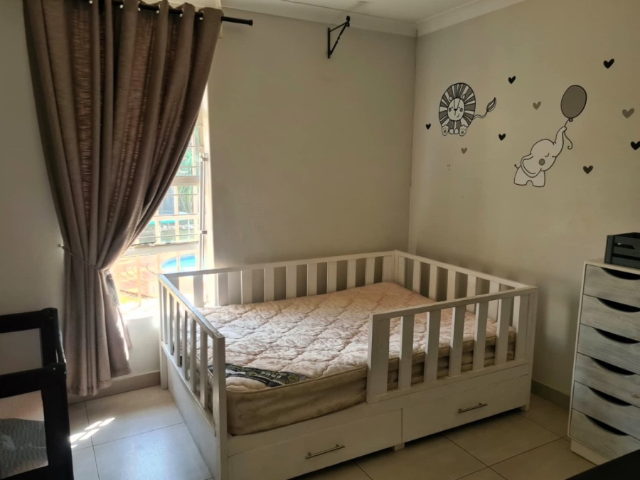 5 Bedroom Property for Sale in Clubview Gauteng