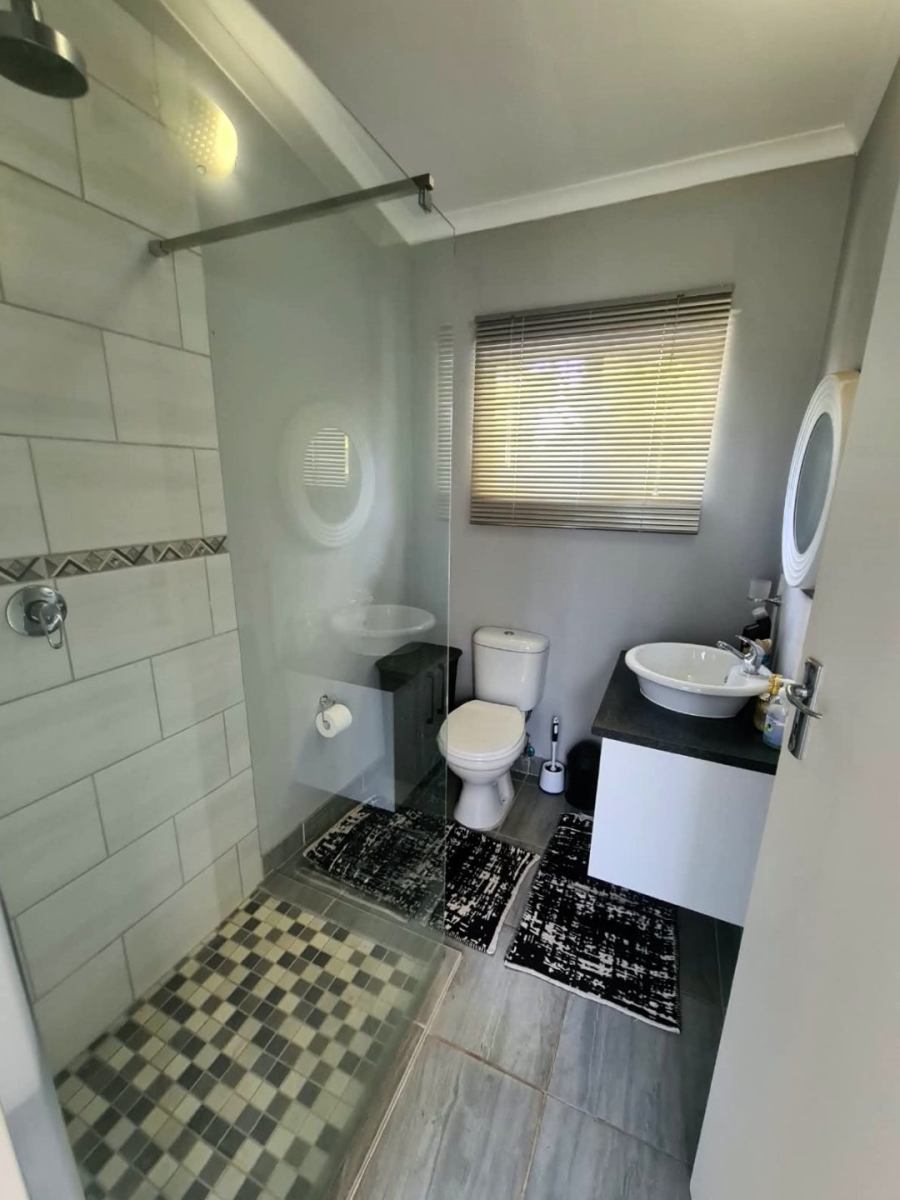 5 Bedroom Property for Sale in Clubview Gauteng