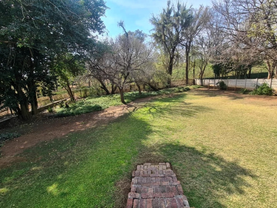 5 Bedroom Property for Sale in Clubview Gauteng