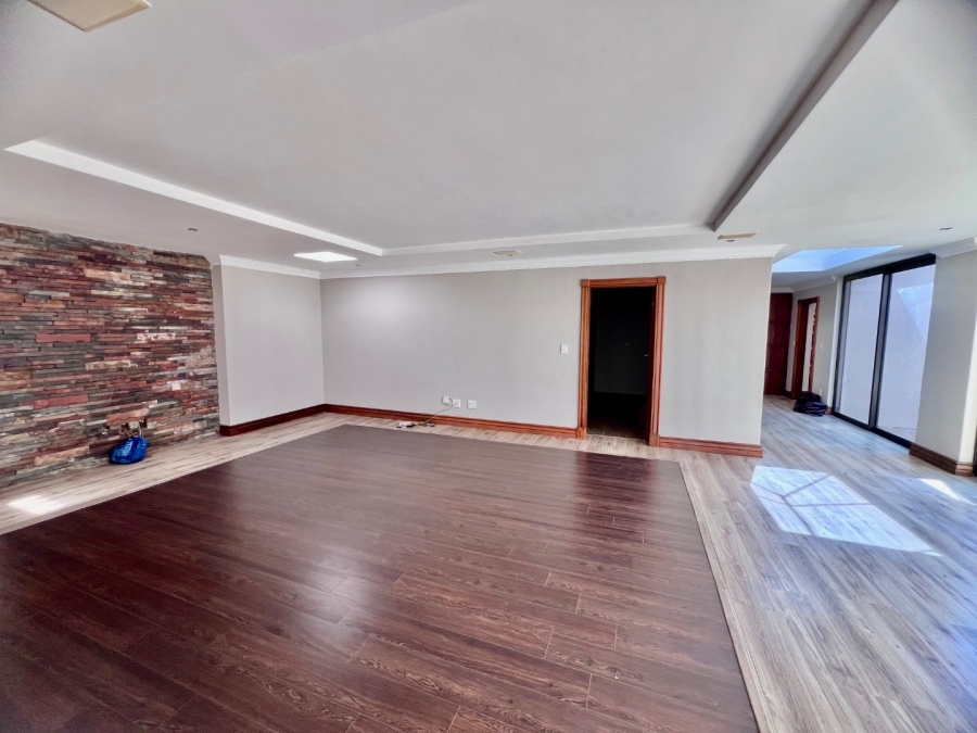 To Let 3 Bedroom Property for Rent in Silverwoods Country Estate Gauteng