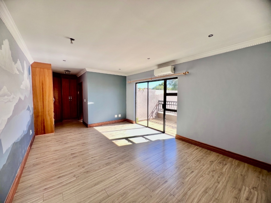 To Let 3 Bedroom Property for Rent in Silverwoods Country Estate Gauteng