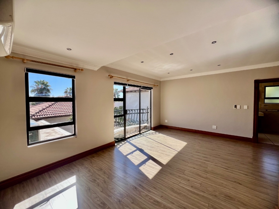 To Let 3 Bedroom Property for Rent in Silverwoods Country Estate Gauteng