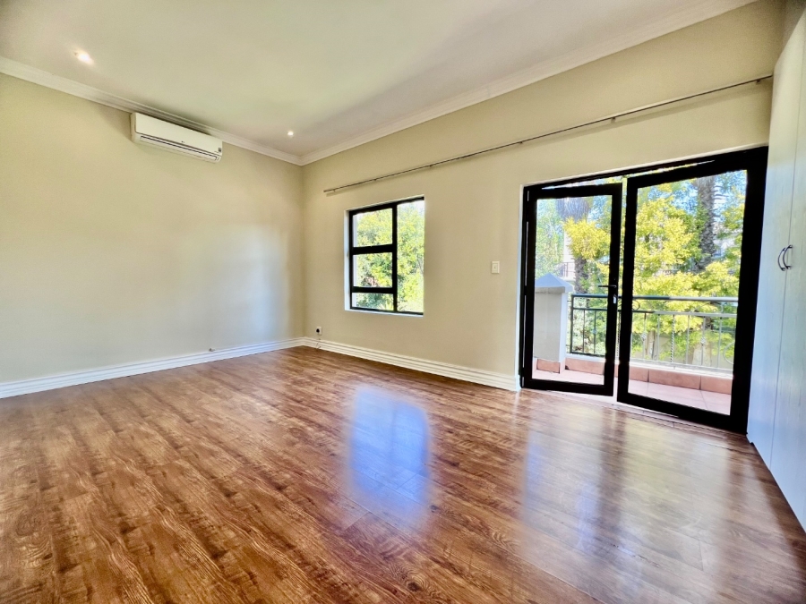 To Let 4 Bedroom Property for Rent in Silver Lakes Golf Estate Gauteng