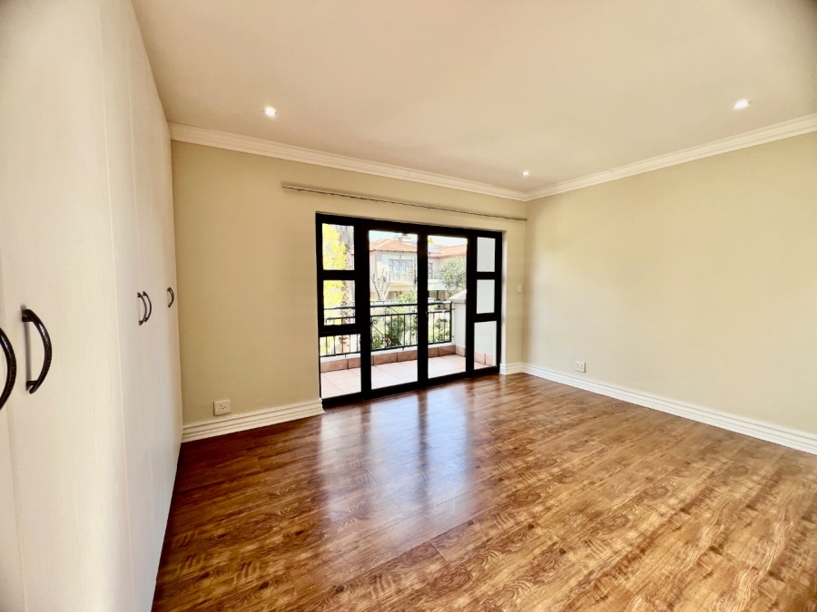 To Let 4 Bedroom Property for Rent in Silver Lakes Golf Estate Gauteng