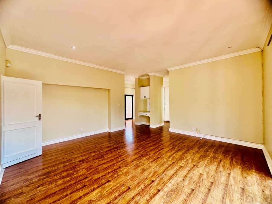 To Let 4 Bedroom Property for Rent in Silver Lakes Golf Estate Gauteng