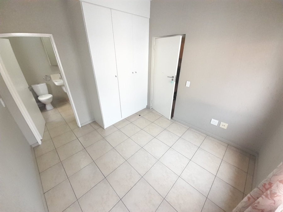 2 Bedroom Property for Sale in Ferndale Gauteng