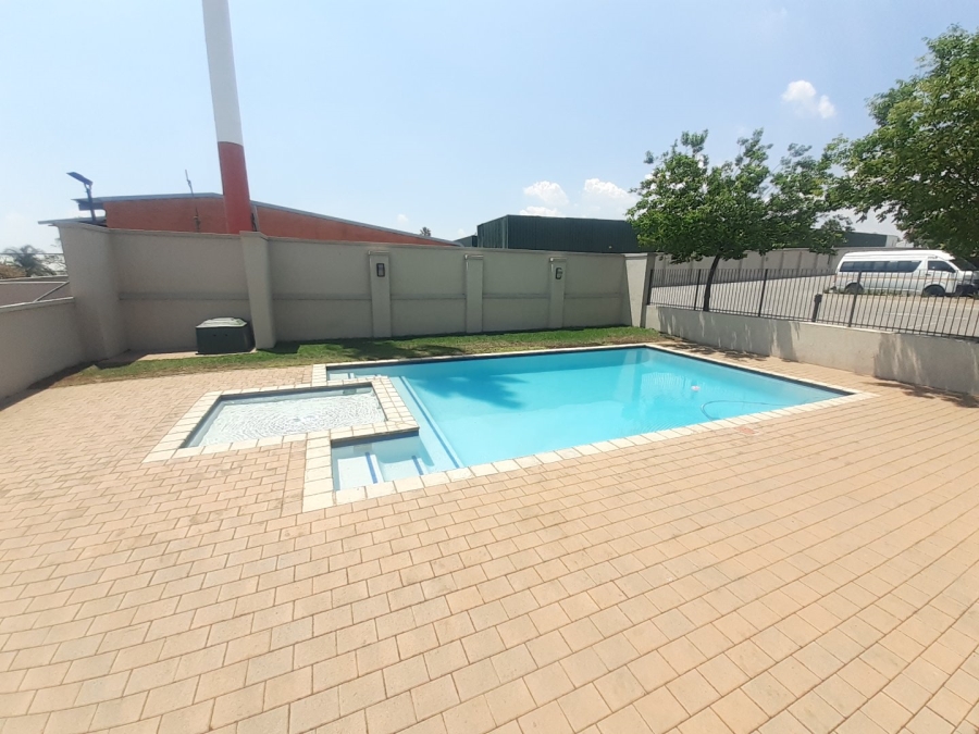 2 Bedroom Property for Sale in Ferndale Gauteng