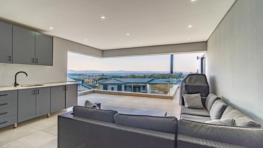 4 Bedroom Property for Sale in Eye of Africa Gauteng