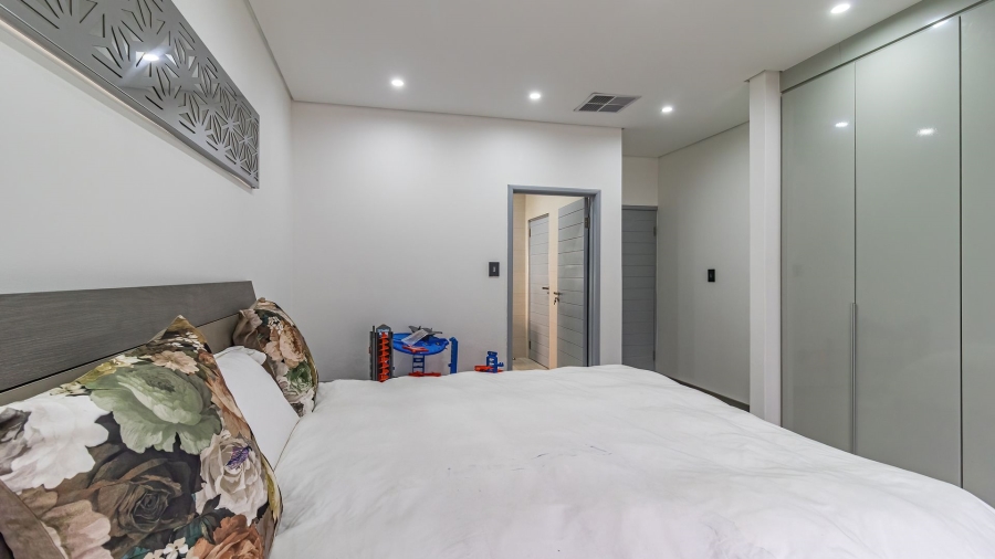 4 Bedroom Property for Sale in Eye of Africa Gauteng
