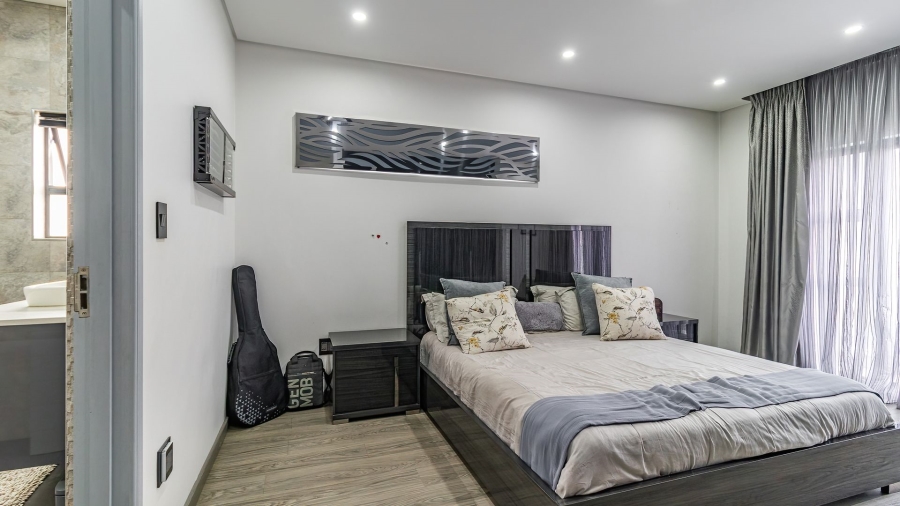 4 Bedroom Property for Sale in Eye of Africa Gauteng