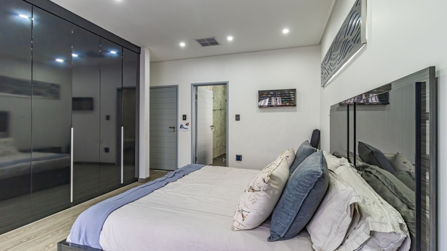 4 Bedroom Property for Sale in Eye of Africa Gauteng