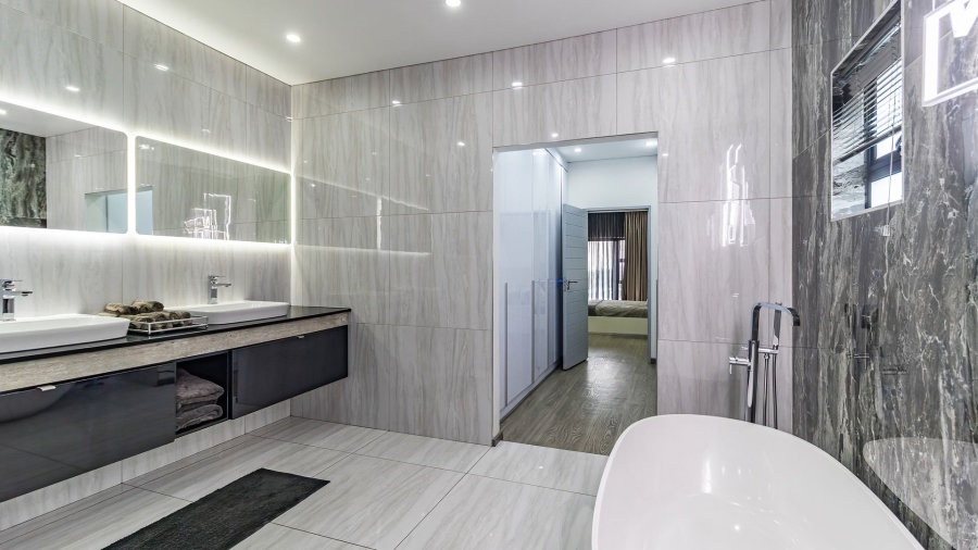 4 Bedroom Property for Sale in Eye of Africa Gauteng