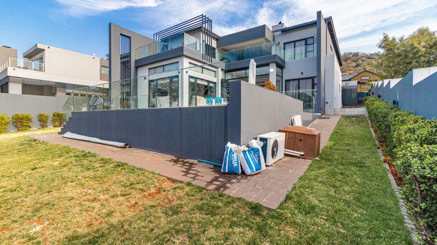 4 Bedroom Property for Sale in Eye of Africa Gauteng