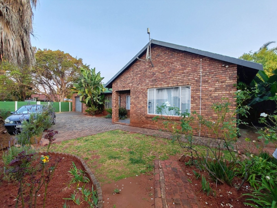 3 Bedroom Property for Sale in Doornpoort Gauteng