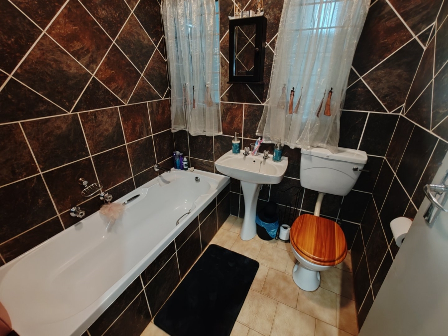 3 Bedroom Property for Sale in Doornpoort Gauteng