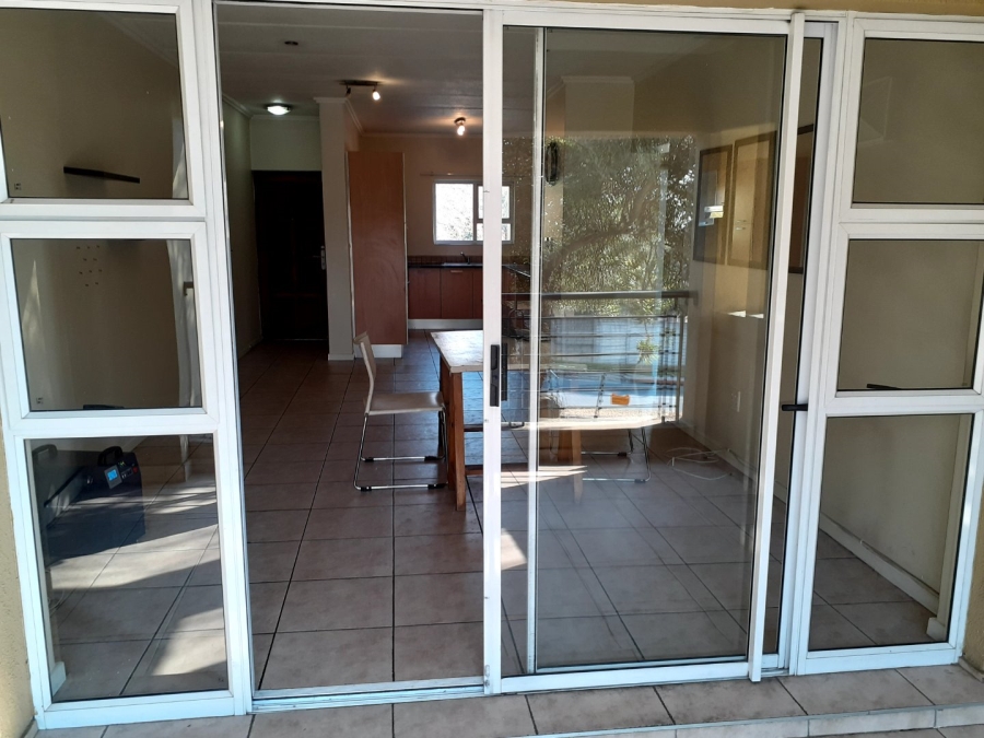 To Let 2 Bedroom Property for Rent in Ferndale Gauteng