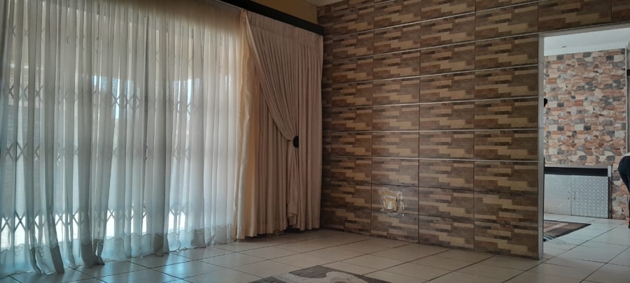 4 Bedroom Property for Sale in Dalpark Ext 1 Gauteng