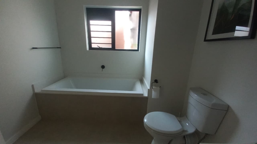 To Let 3 Bedroom Property for Rent in Mulbarton Gauteng