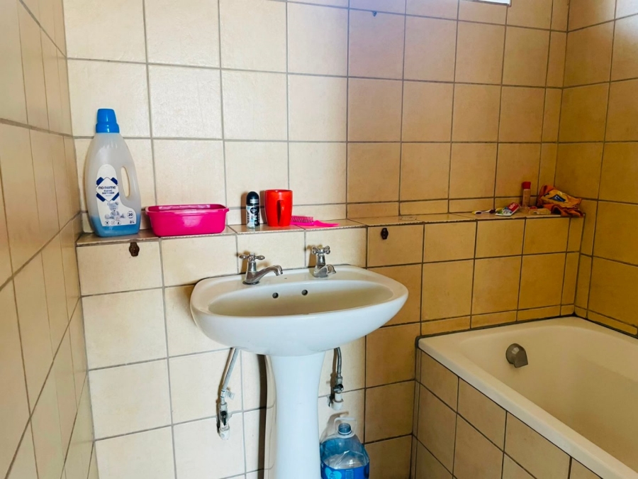 2 Bedroom Property for Sale in Pretoria Gauteng