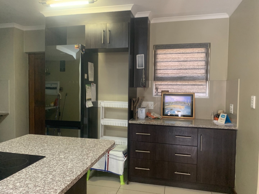4 Bedroom Property for Sale in Raslouw Gardens Gauteng