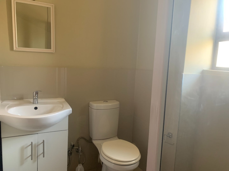 4 Bedroom Property for Sale in Raslouw Gardens Gauteng