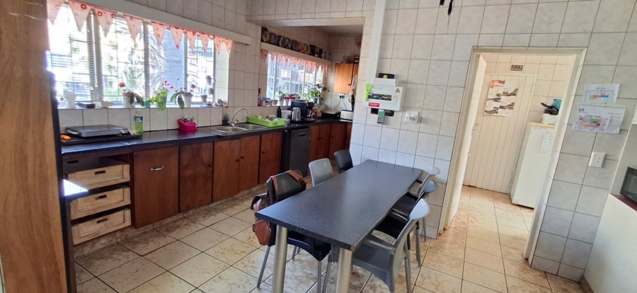 5 Bedroom Property for Sale in Pretoria Gardens Gauteng