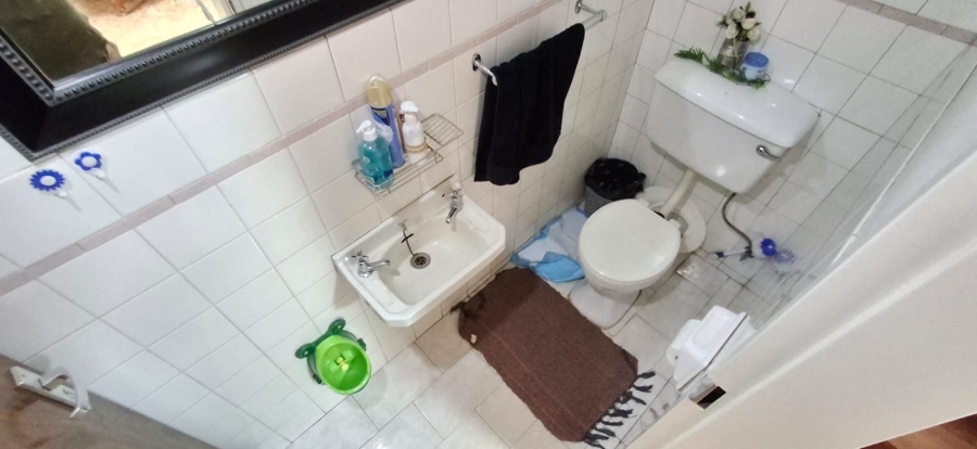 5 Bedroom Property for Sale in Pretoria Gardens Gauteng