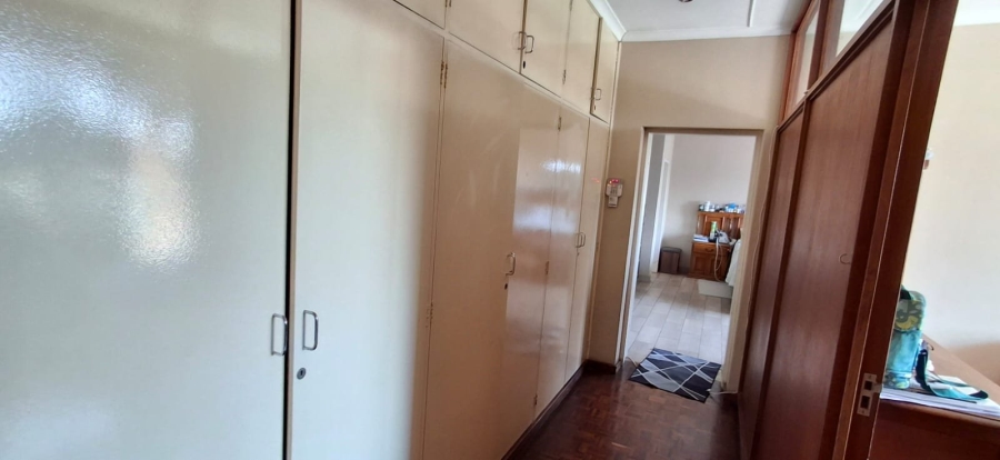 5 Bedroom Property for Sale in Pretoria Gardens Gauteng