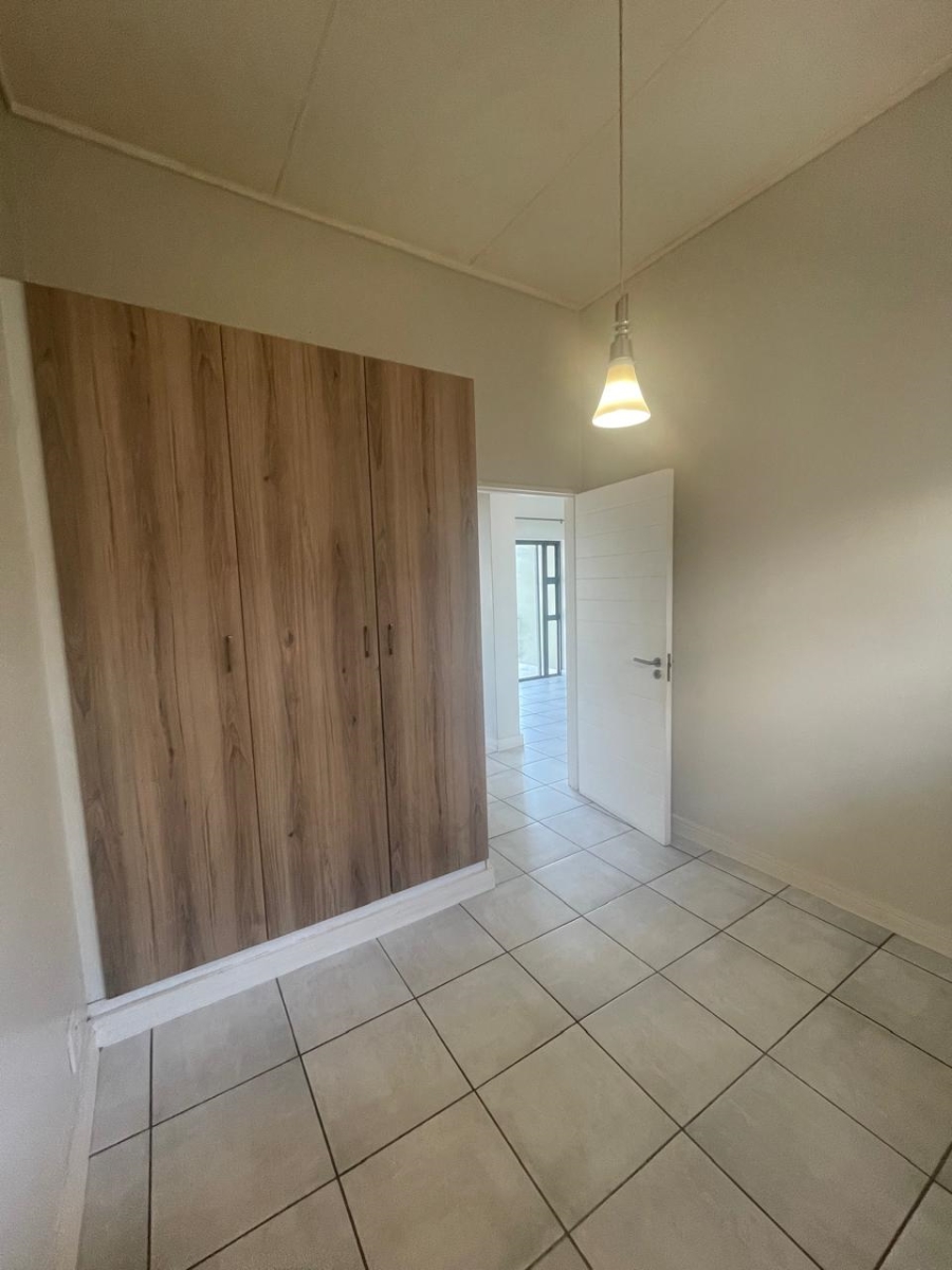 2 Bedroom Property for Sale in Linbro Park Gauteng