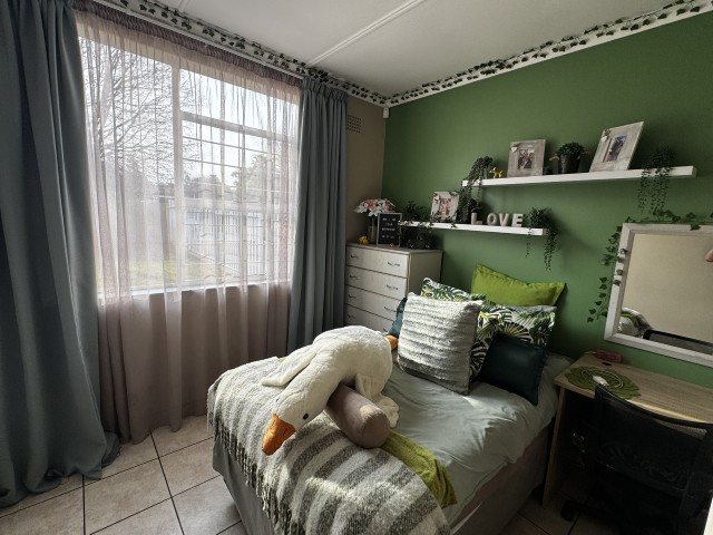 4 Bedroom Property for Sale in Edleen Gauteng