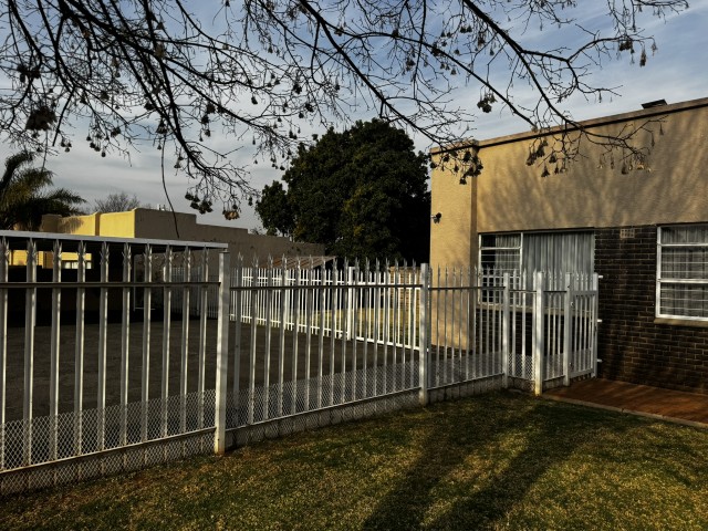 4 Bedroom Property for Sale in Edleen Gauteng