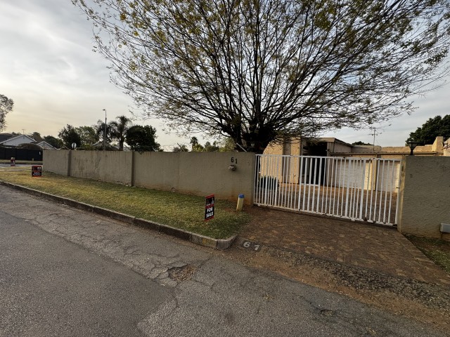 4 Bedroom Property for Sale in Edleen Gauteng