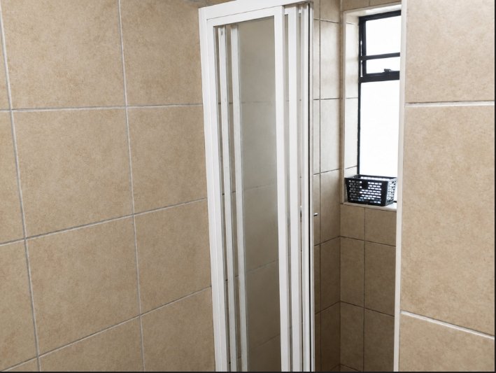 1 Bedroom Property for Sale in Noordwyk Gauteng