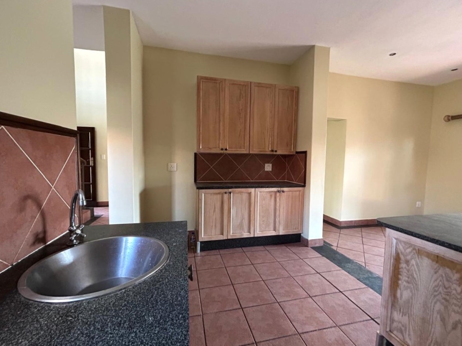 3 Bedroom Property for Sale in Eco Park Gauteng
